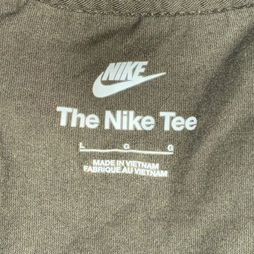 Nike Long Sleeve T-Shirt Big Kid's L Green Comic Book Graphic Sleeve Just Do It